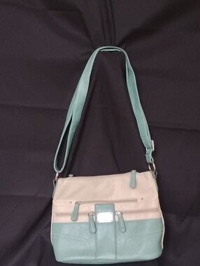 Stone & Co. Two-Tone Shoulder Bag in Cream and Mint